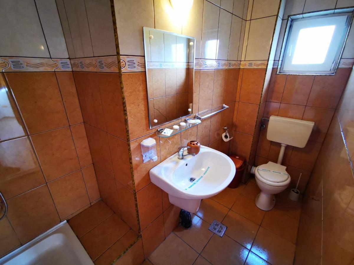 Vila Karla Западен Ефорие Екстериор снимка